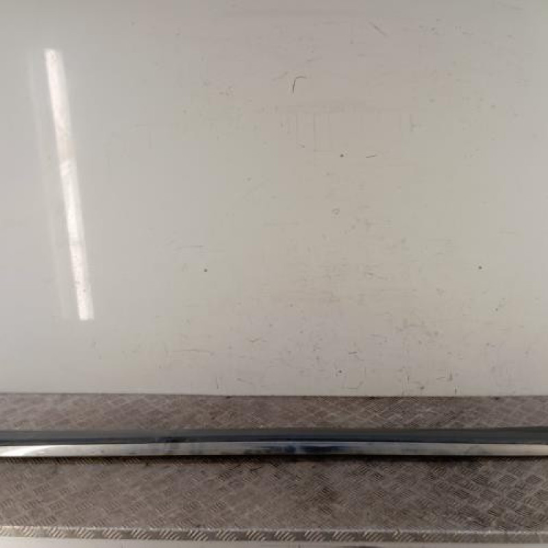 Bas de caisse gauche PEUGEOT 3008 1