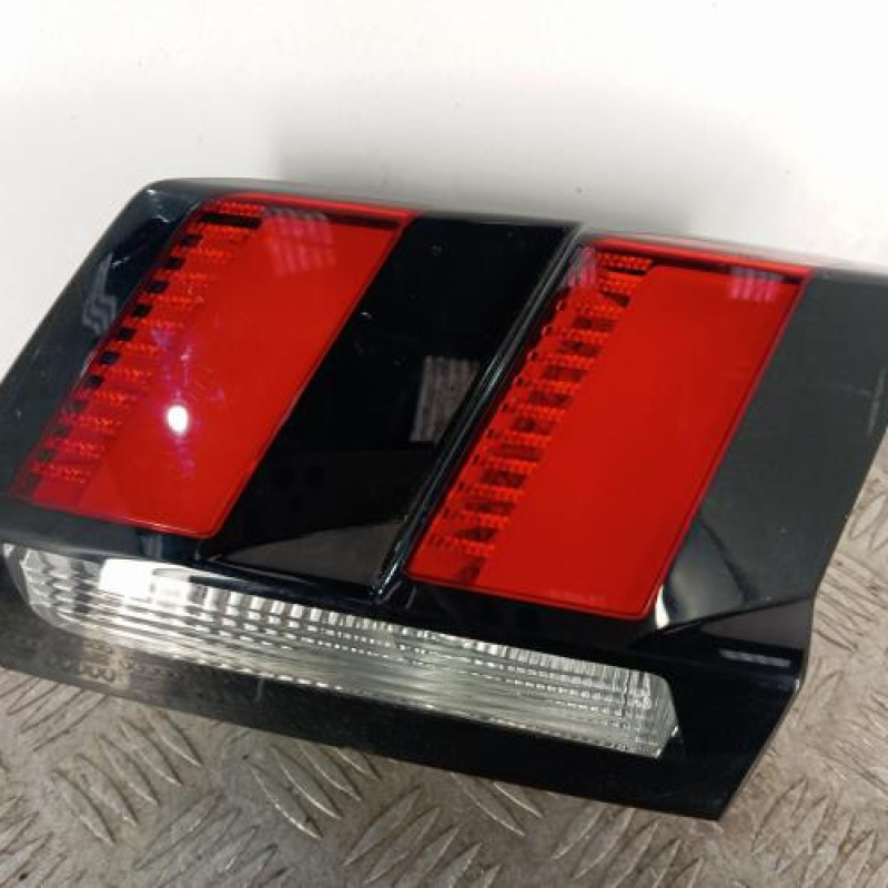 Feu arriere secondaire droit (feux) PEUGEOT 3008 2