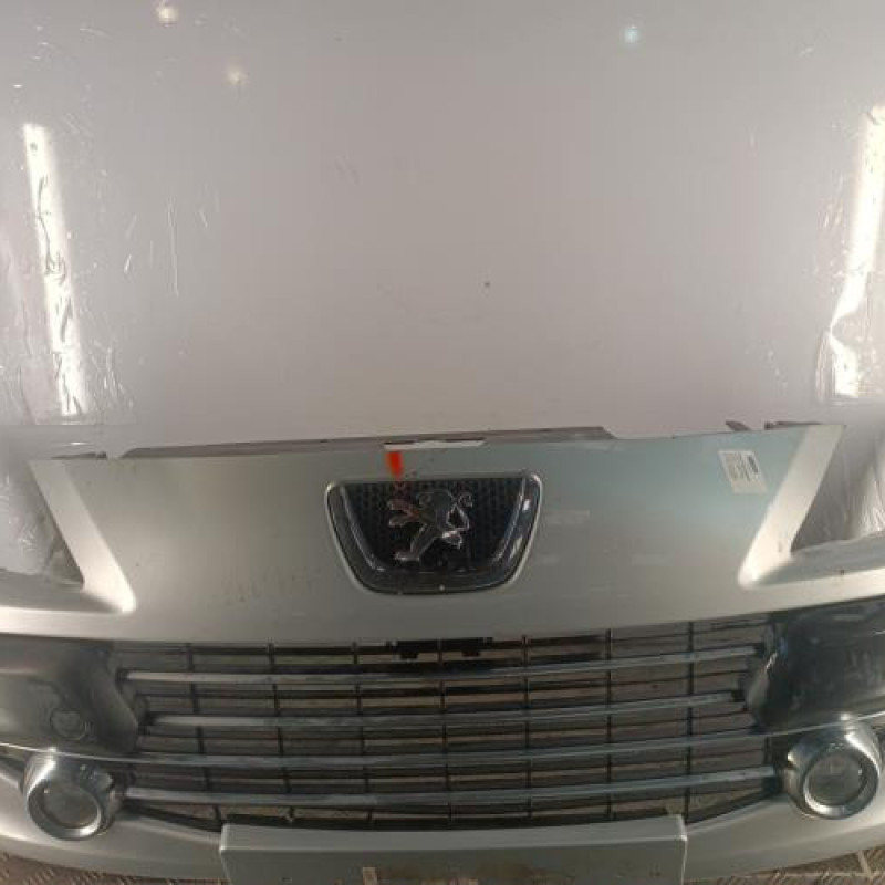 Pare choc avant PEUGEOT 307