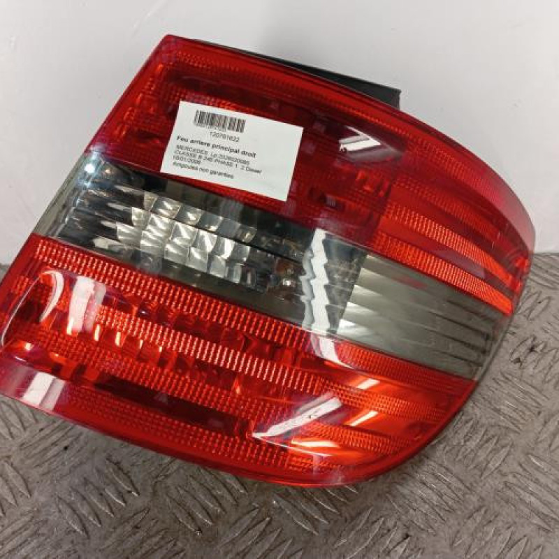 Feu arriere principal droit (feux) MERCEDES CLASSE B 245