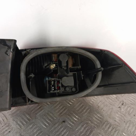 Feu arriere principal gauche (feux) RENAULT LAGUNA 2