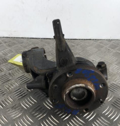 Moyeu avant gauche PEUGEOT 208 1 Photo n°1