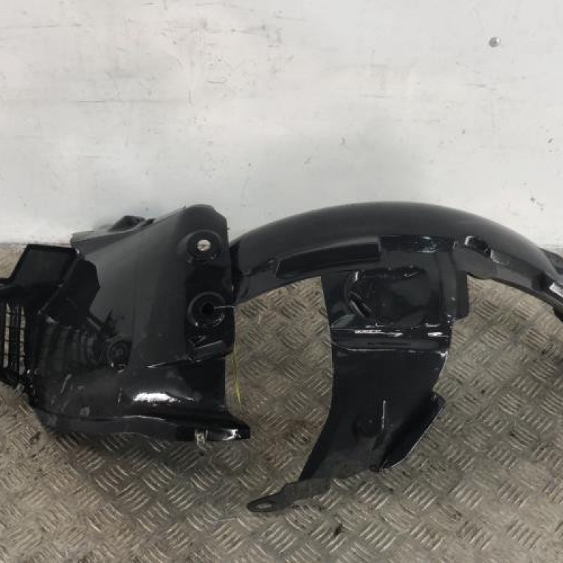 Pare boue avant gauche RENAULT CLIO 2