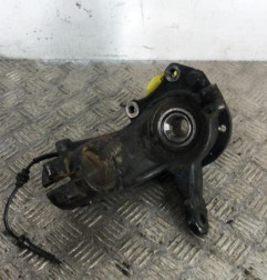 Moyeu avant gauche PEUGEOT 208 1