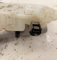 Maitre cylindre (freinage) RENAULT TRAFIC 3 Photo n°3