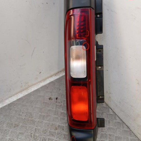 Feu arriere principal gauche (feux) RENAULT TRAFIC 3 Photo n°1