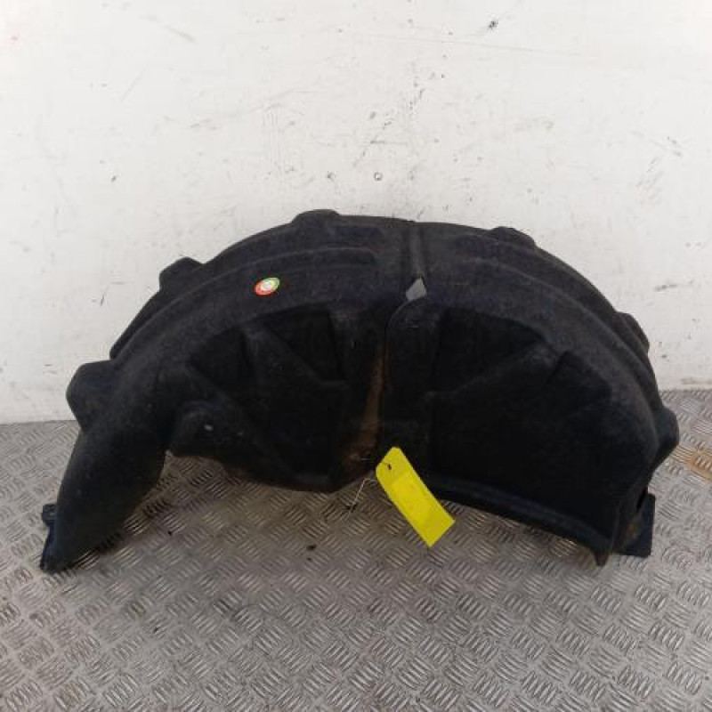 Pare boue arriere gauche RENAULT MEGANE 4