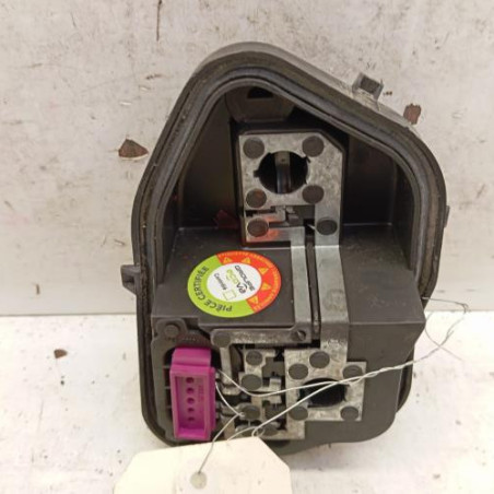 Platine feu arriere droit RENAULT MEGANE 3 Photo n°1