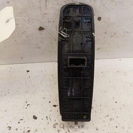 Interrupteur de leve vitre avant gauche RENAULT MEGANE 3