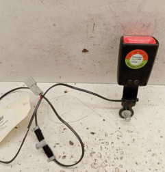 Attache ceinture avant droit FIAT 500 2