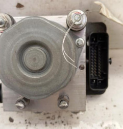 Bloc ABS (freins anti-blocage) DACIA SANDERO 2