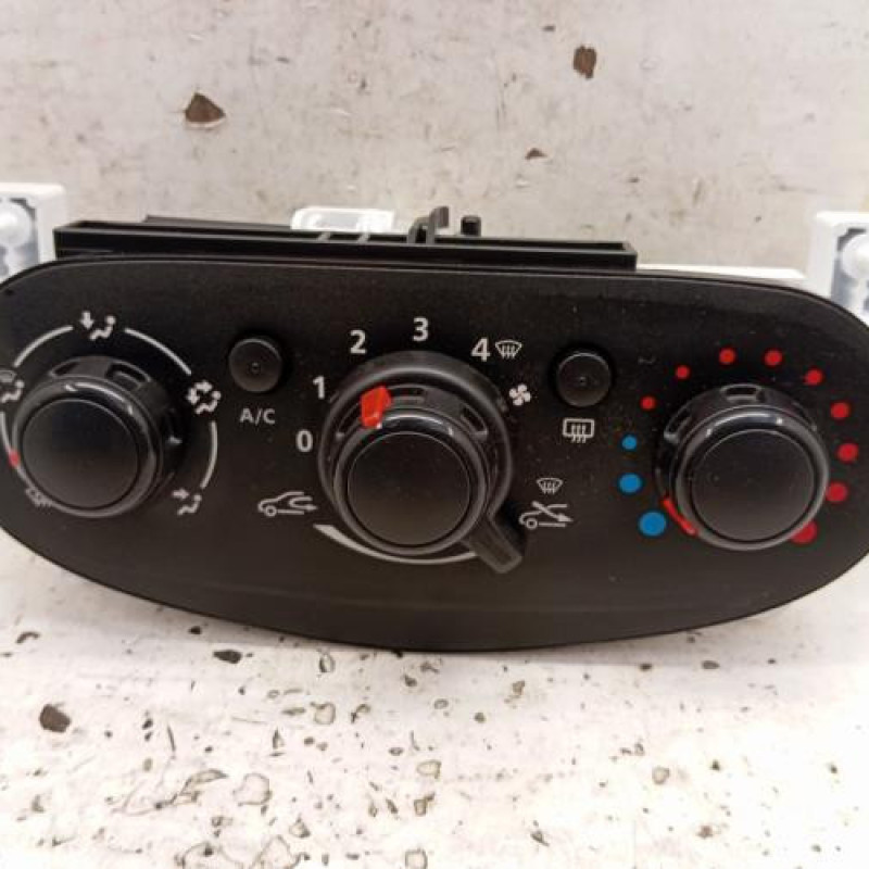 Commande chauffage DACIA SANDERO 2