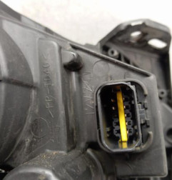 Optique avant principal droit (feux)(phare) PEUGEOT 5008 1 Photo n°4