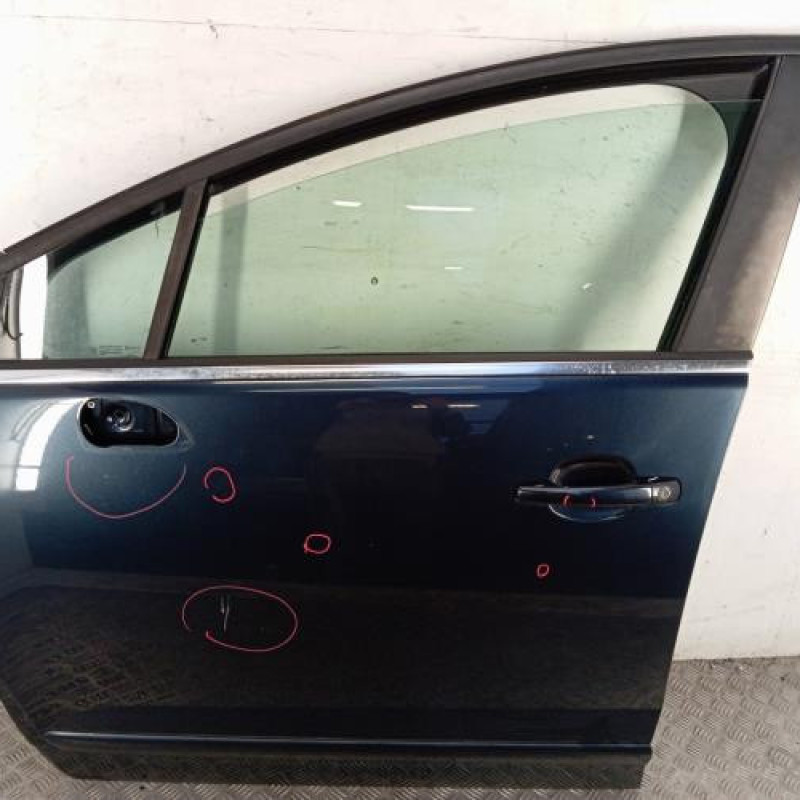 Porte avant droit PEUGEOT 5008 1