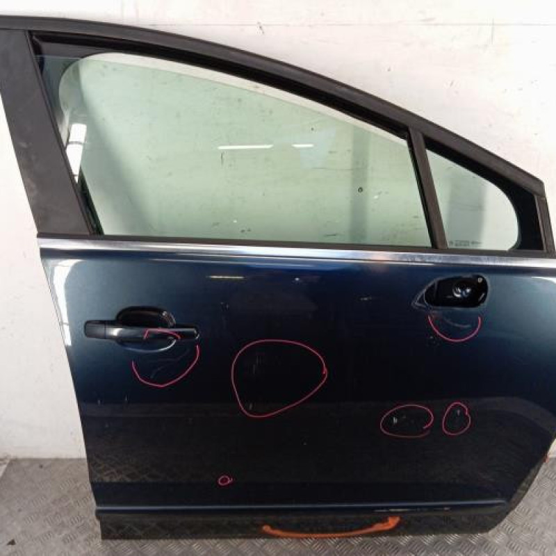 Porte avant droit PEUGEOT 5008 1