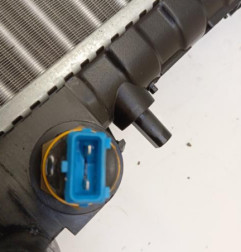 Radiateur eau PEUGEOT 106 Photo n°3