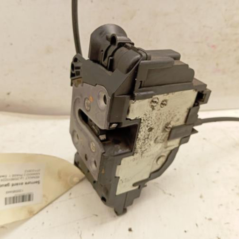 Serrure avant gauche RENAULT KANGOO 2 Serrure avant gauche RENAULT KANGOO 2