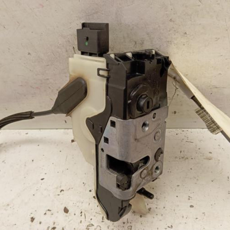 Serrure avant gauche CITROEN DS4 Serrure avant gauche CITROEN DS4