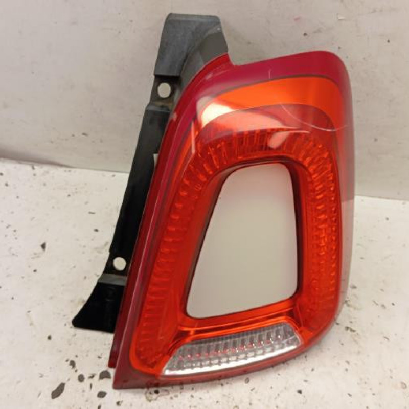 Feu arriere principal droit (feux) FIAT 500 2