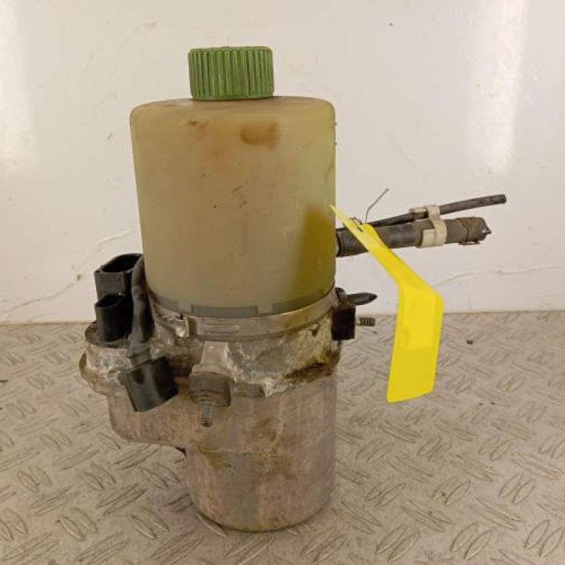 Pompe de direction VOLKSWAGEN POLO 5