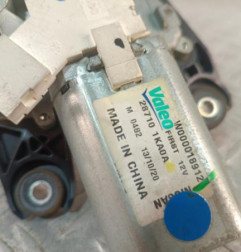 Moteur essuie glace arriere NISSAN JUKE 1