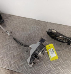 Serrure avant gauche PEUGEOT 3008 2