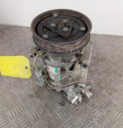 Compresseur clim RENAULT CLIO 3 Photo n°1