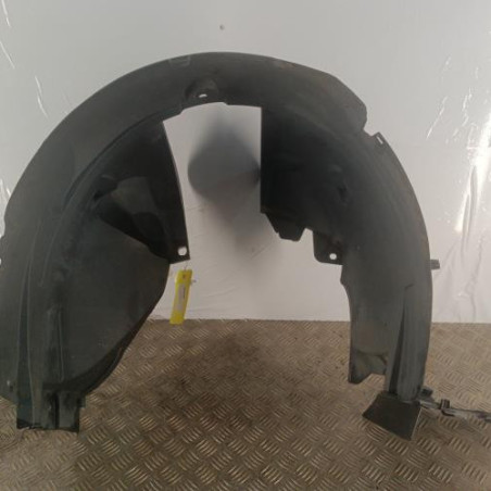 Pare boue avant droit DACIA SANDERO 2