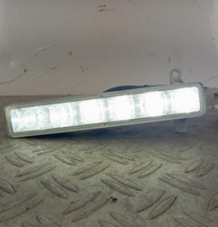 Feu diurne avant droit CITROEN C3 2 Photo n°1