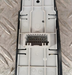 Interrupteur de leve vitre avant gauche RENAULT SCENIC 3 Photo n°3