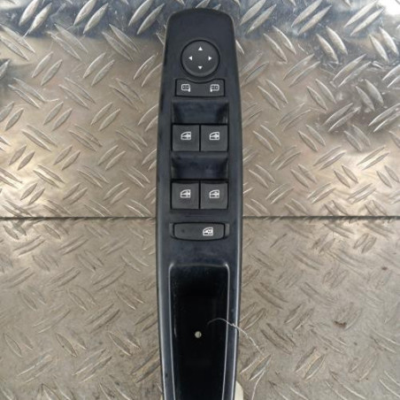 Interrupteur de leve vitre avant gauche RENAULT MEGANE 3 Photo n°1