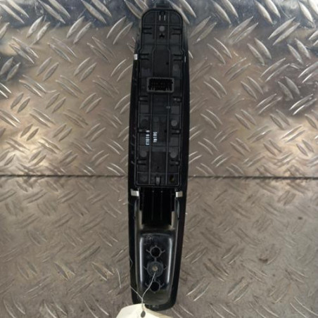 Interrupteur de leve vitre avant gauche RENAULT MEGANE 3