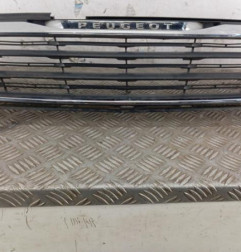 Calandre PEUGEOT 308 2 SW Photo n°4