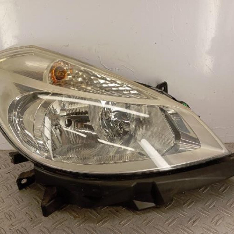 Optique avant principal droit (feux)(phare) RENAULT CLIO 3