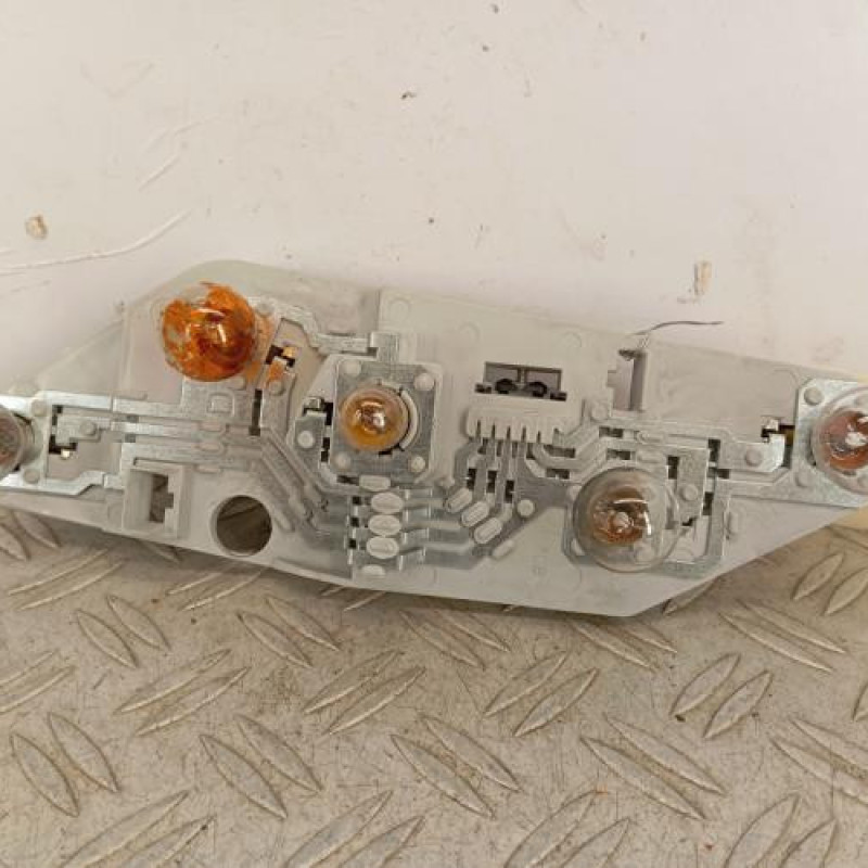 Platine feu arriere droit RENAULT MODUS