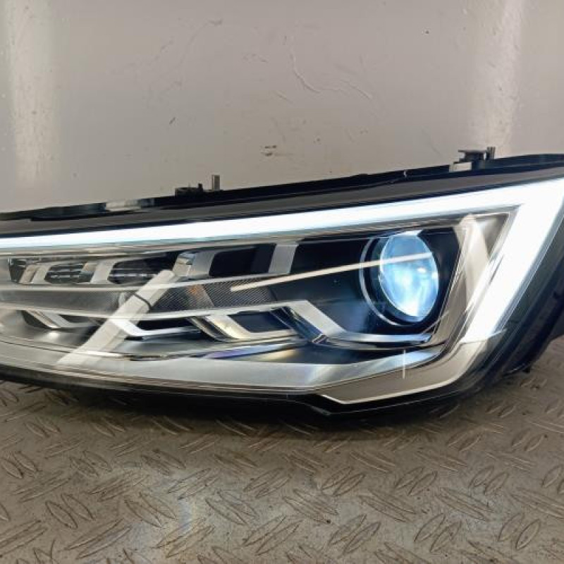 Optique avant principal gauche (feux)(phare) AUDI A1 1