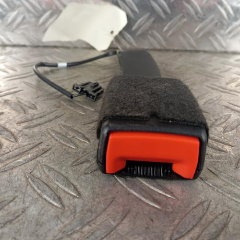 Attache ceinture avant gauche AUDI A1 1
