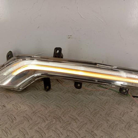 Feu diurne avant gauche PEUGEOT 508 1 Photo n°1