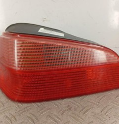 Feu arriere principal gauche (feux) PEUGEOT 106 Photo n°1