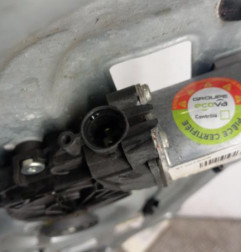 Leve vitre electrique avant droit KIA SPORTAGE 3