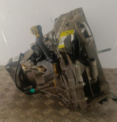 Boite de vitesses RENAULT CLIO 4 Photo n°4