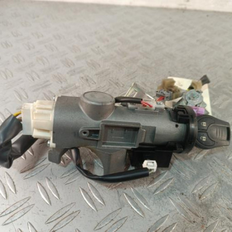 Neiman NISSAN JUKE 1