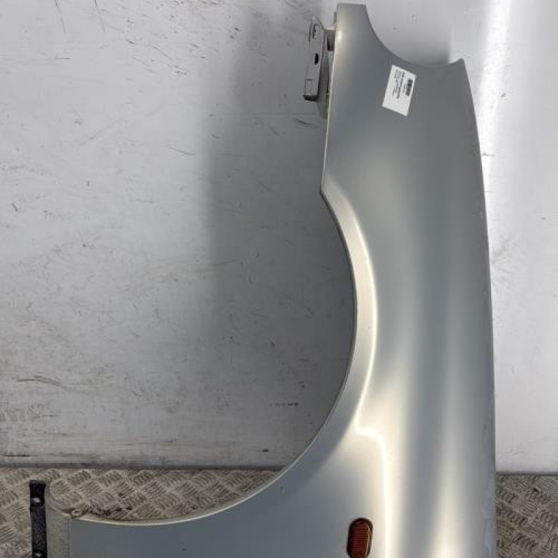 Aile avant gauche RENAULT CLIO 2 Aile avant gauche RENAULT CLIO 2