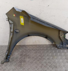 Aile avant gauche NISSAN PRIMERA 4