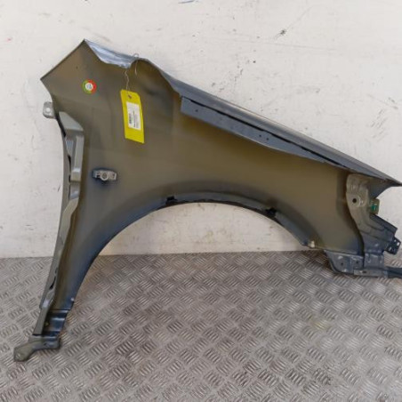 Aile avant gauche NISSAN PRIMERA 4