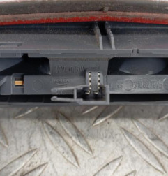 Feu arriere stop central OPEL CORSA E Photo n°6