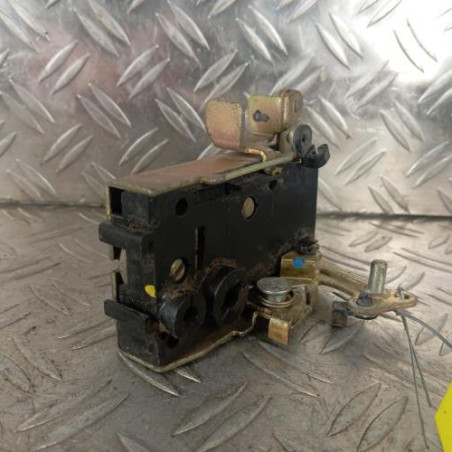 Serrure avant droit PEUGEOT 106