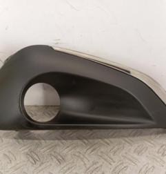 Enjoliveur anti brouillard PEUGEOT 208 1 Photo n°1