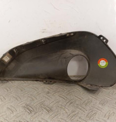 Enjoliveur anti brouillard PEUGEOT 208 1 Photo n°4