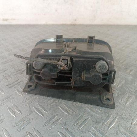 Feu de pare choc arriere droit RENAULT TRAFIC 2